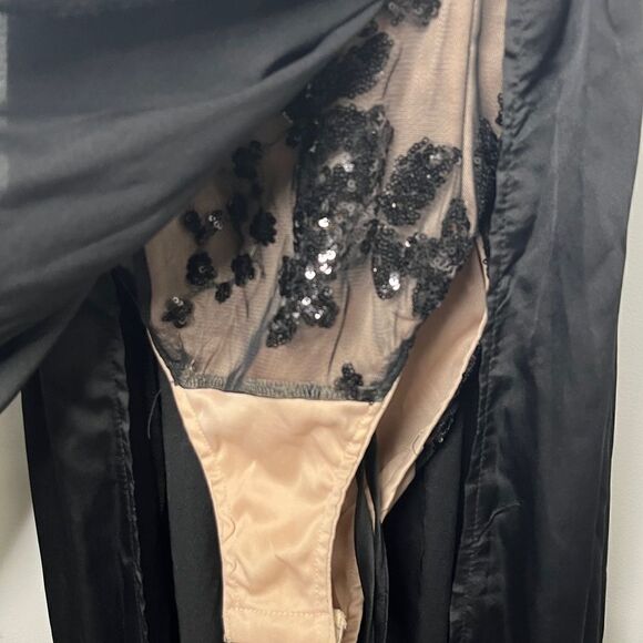WHO I AM Sequin Body Suit Floor Length Dress Black and Nude Size 8 - Picture 6 of 6